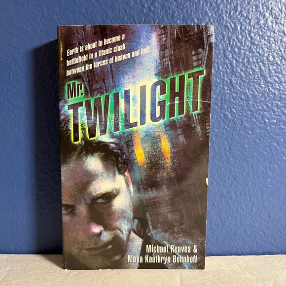 Mr. Twilight: A Novel - by Michael Reaves (Author) - Picture 1 of 8